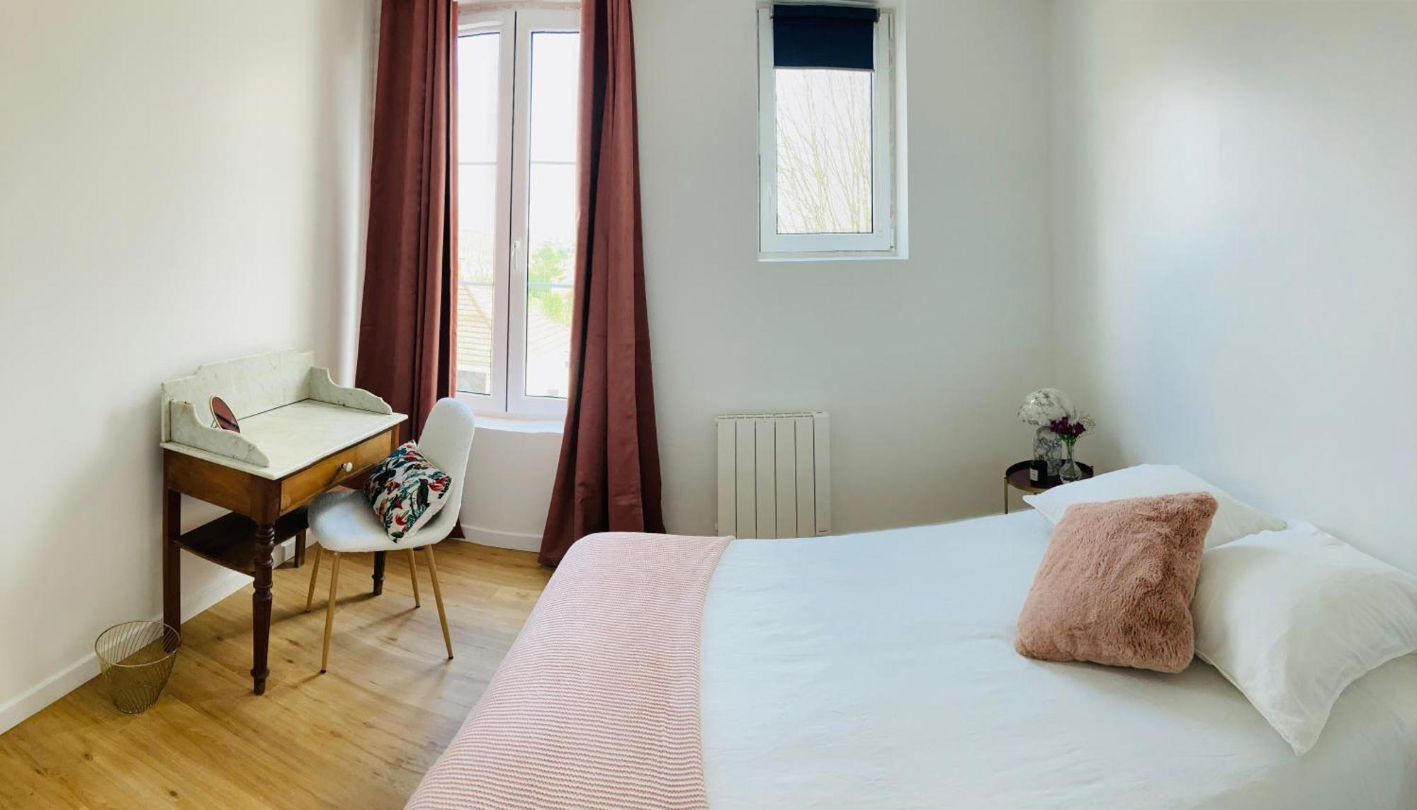 Luxury Flat Near Paris & Apartment