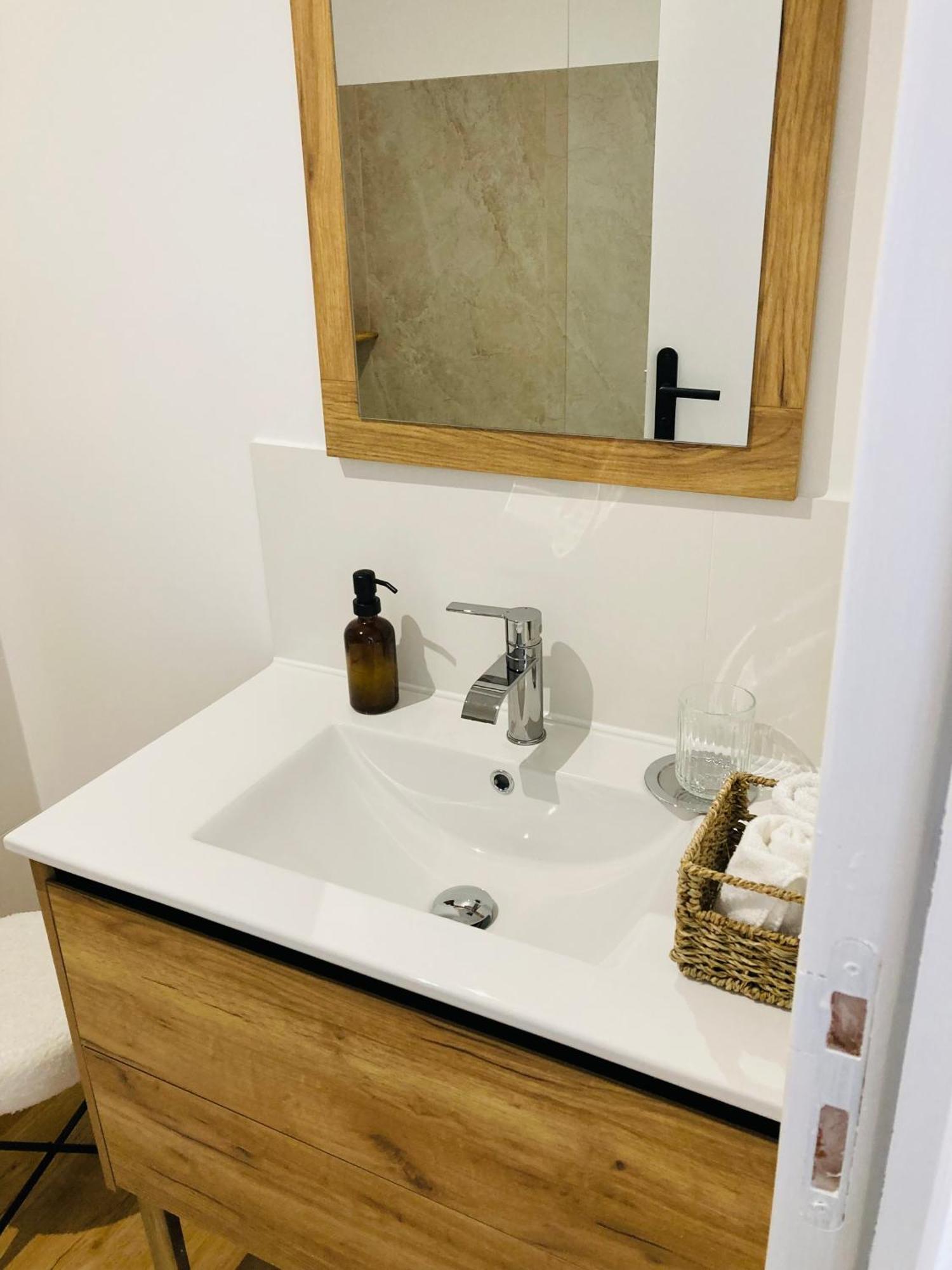 Luxury Flat Near Paris & Apartment Le Perreux-Sur-Marne
